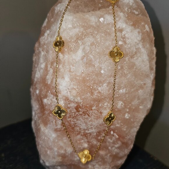 Gold tone - Hope, Faith, Love and Luck Clover Necklace 18 inches extends to 20 - Picture 9 of 9